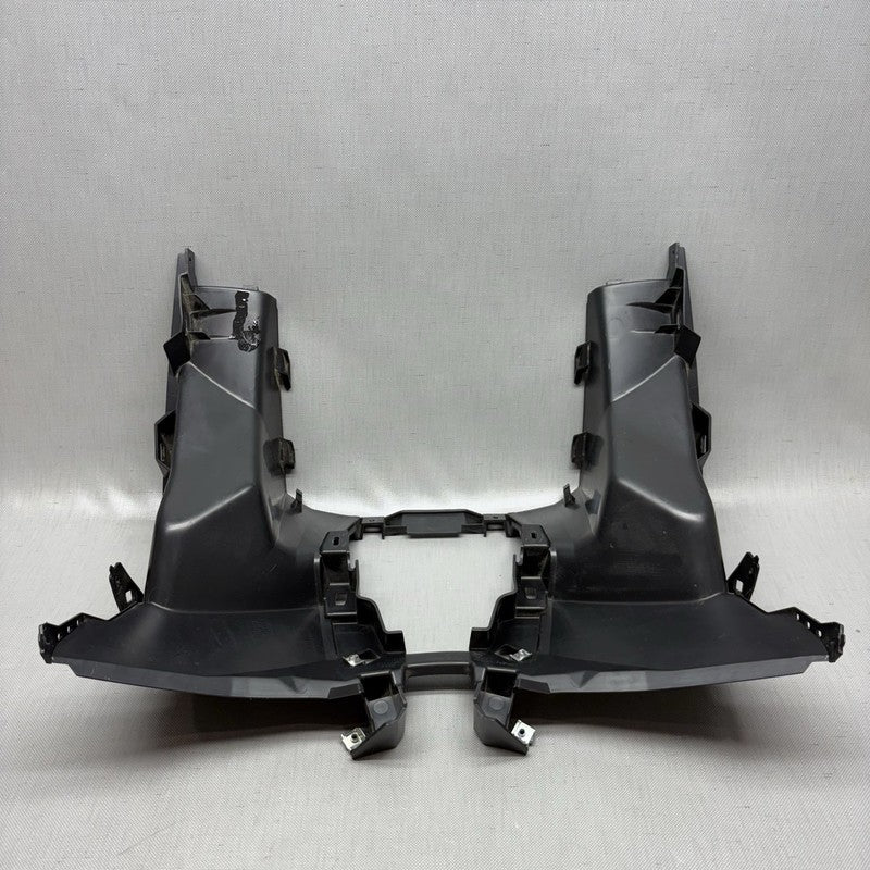 8566808 BMW C400X LEG SHIELD BOTTOM 2018 2019 2020 OEM 8566808