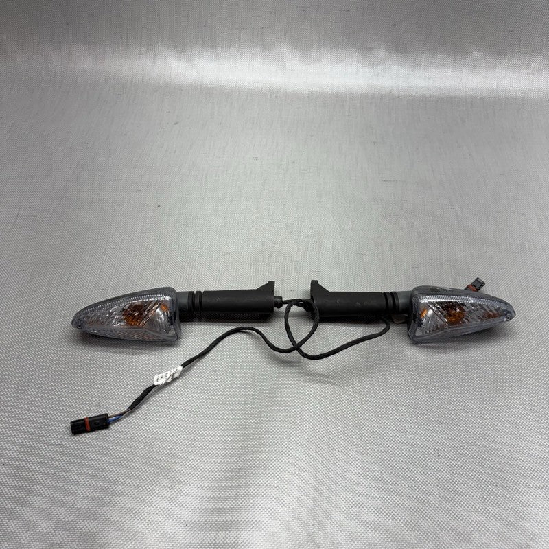 G 310R BMW G 310R FRONT SIGNAL LIGHTS 2016 2017 2018 2019 2020 OEM