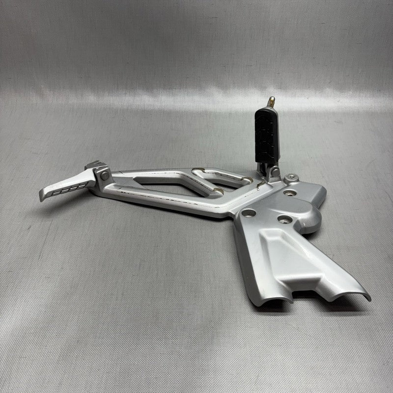 G 310R BMW G 310R FOOT REST PEG MOUNT BRACKET LEFT 2016 2017 2018 2019 2020 OEM