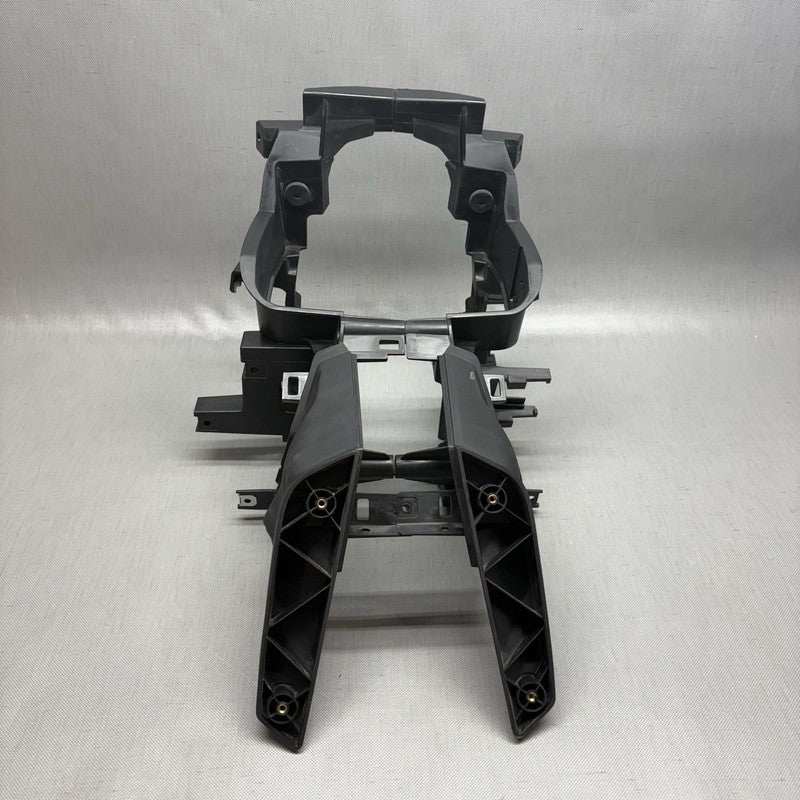 8559389 BMW C400X TRIM BRACKET FRONT 2018 2019 2020 OEM 8559389