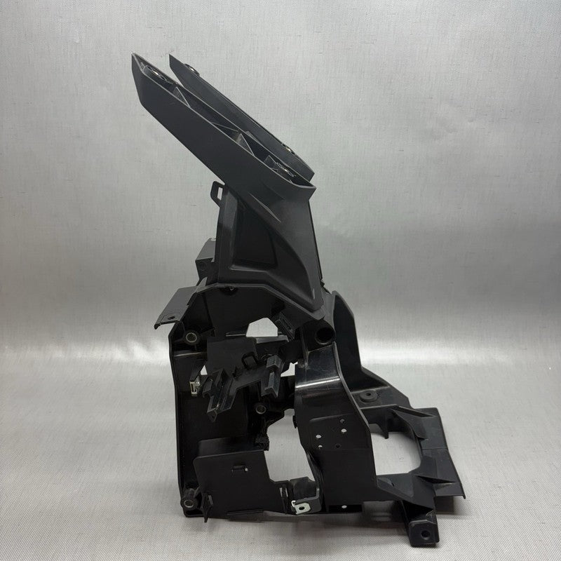 8559389 BMW C400X TRIM BRACKET FRONT 2018 2019 2020 OEM 8559389