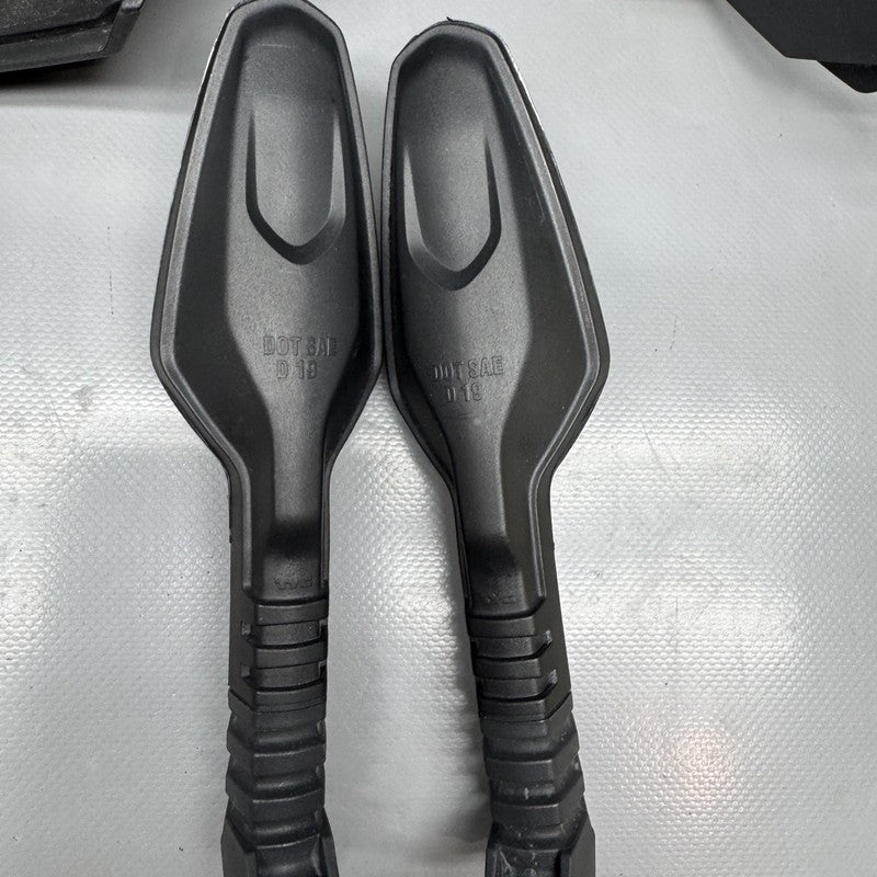 F900R BMW F900R REAR TURN SIGNALS WITH COVER 2020 2021 2022 2023 2024 OEM