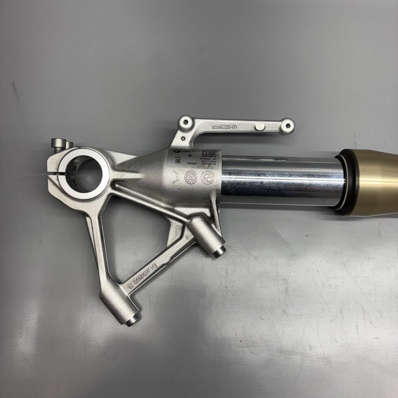 8526068 BMW S1000R FORK LEG RIGHT 2020 2021 2022 2023 2024 2025 OEM 8526068