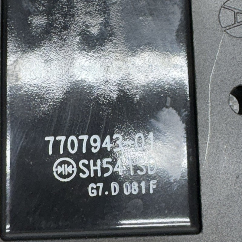 7707943 BMW C400X VOLTAGE REGULATOR RECTIFIER  2018 2019 2020 OEM 7707943