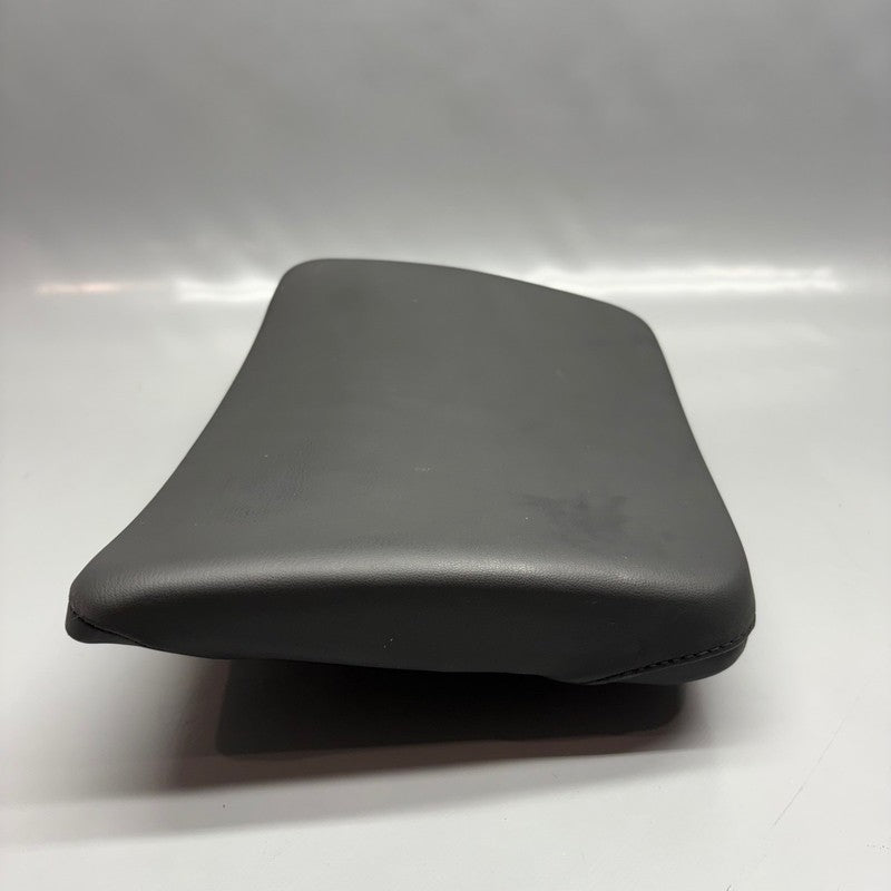 9898596 BMW R18 BACK PADDING TOPCASE BOTTOM 2020 2021 2022 2023 2024 OEM 9898596