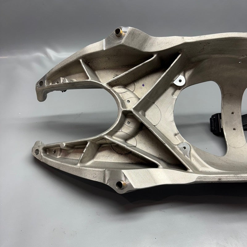 9480772 BMW R18 RAER FRAME 2020 2021 2022 2023 2024 OEM 9480772