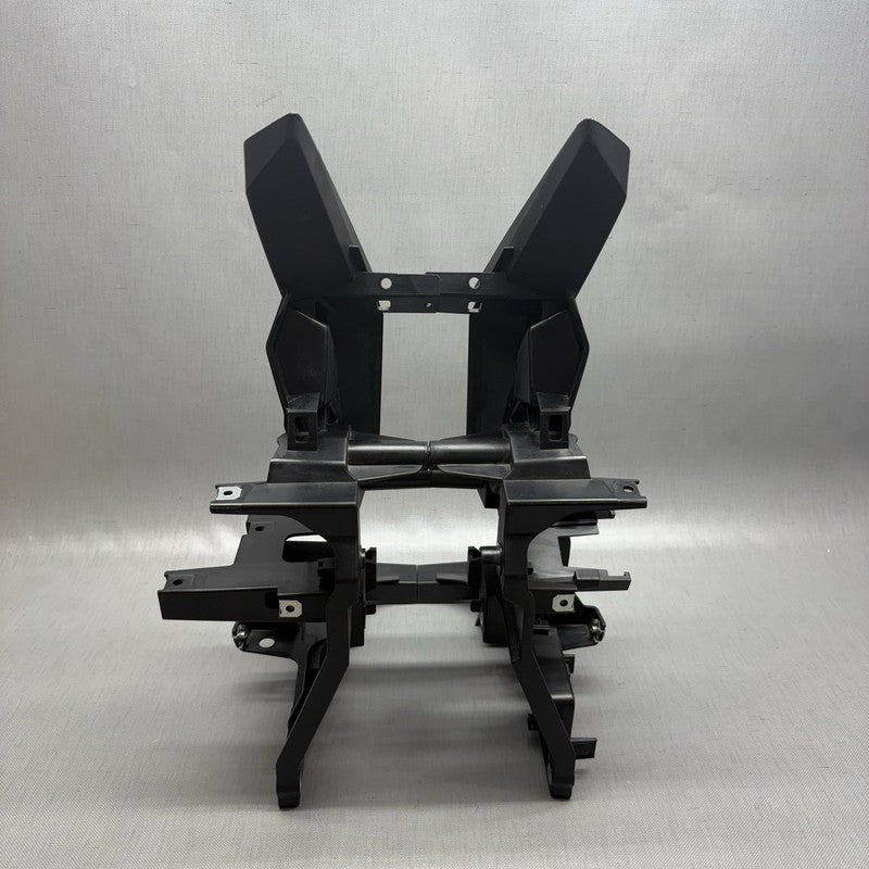 8559389 BMW C400X TRIM BRACKET FRONT 2018 2019 2020 OEM 8559389