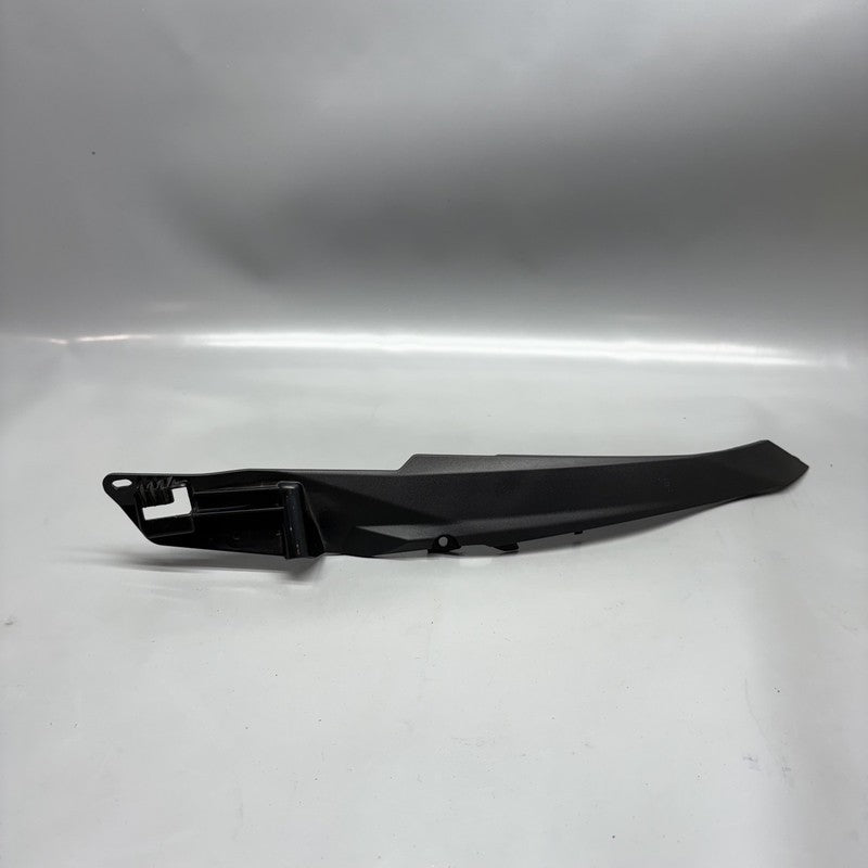 8403866 BMW F900R TAIL COWLING LEFT 2020 2021 2022 2023 2024 8403866