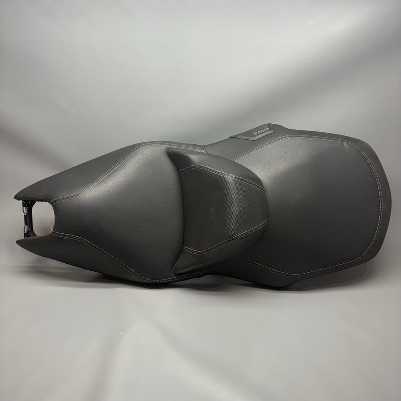 7724949 BMW C650 GT SEAT 2011 2012 2013 2014 2015 OEM 7724949