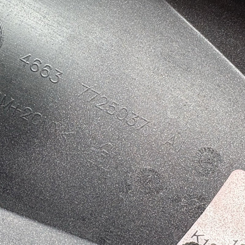 7727140 BMW C650 GT FRONT WHEEL COVER 2011 2012 2013 2014 2015 OEM 7725037