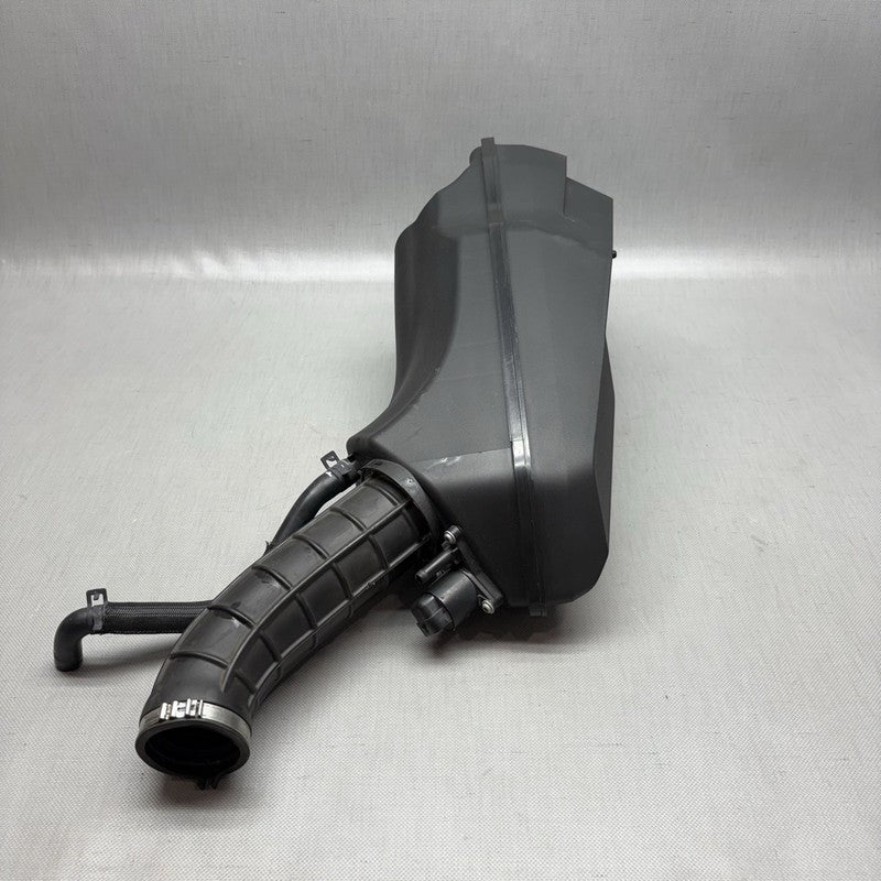 8552423 BMW C400X INTAKE MUFFLER 2018 2019 2020 OEM 8552423