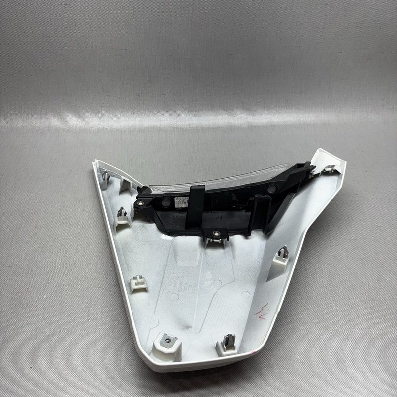 8558254 BMW C400X TURN SIGNAL WITH COVER RIGHT 2018 2019 2020 OEM 8558254