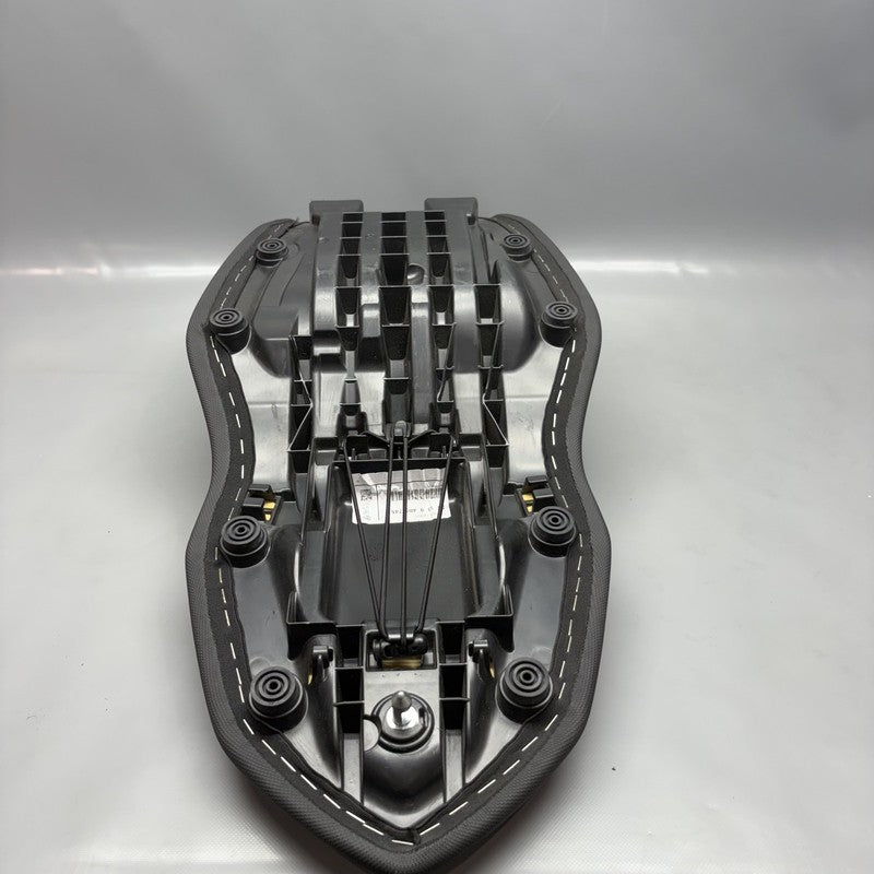 8403853 BMW F900R SEAT DRIVER 2020 2021 2022 2023 2024 OEM 8404285