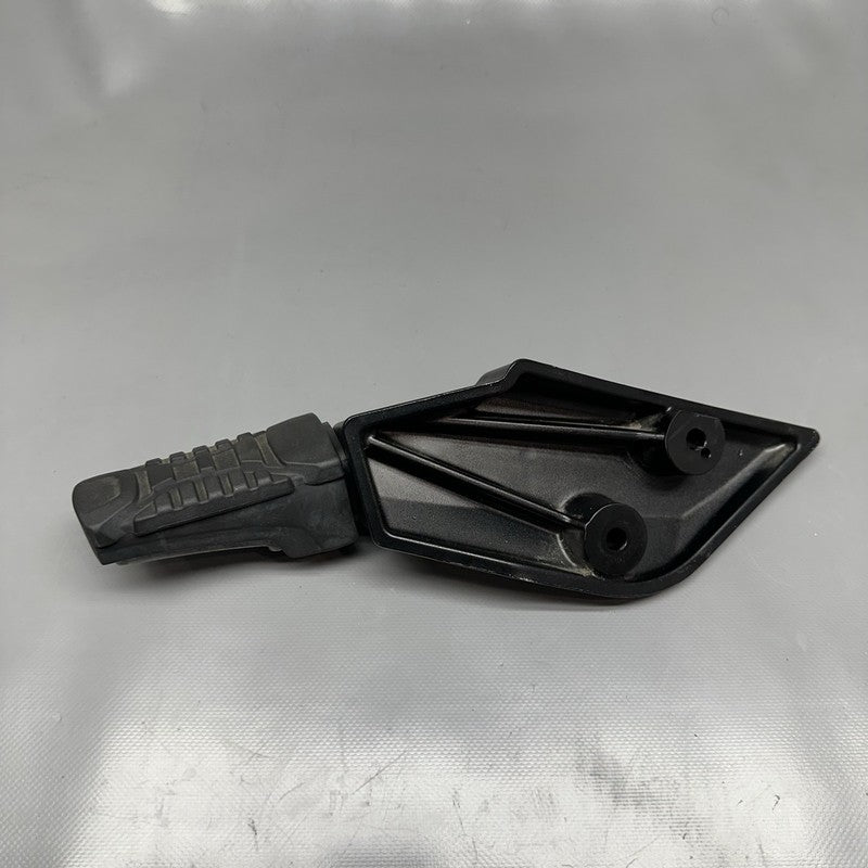 8545013 BMW C 650 EVOLUTION FOOTREST LEFT REAR 2015 2016 2017 2018 OEM 8545012