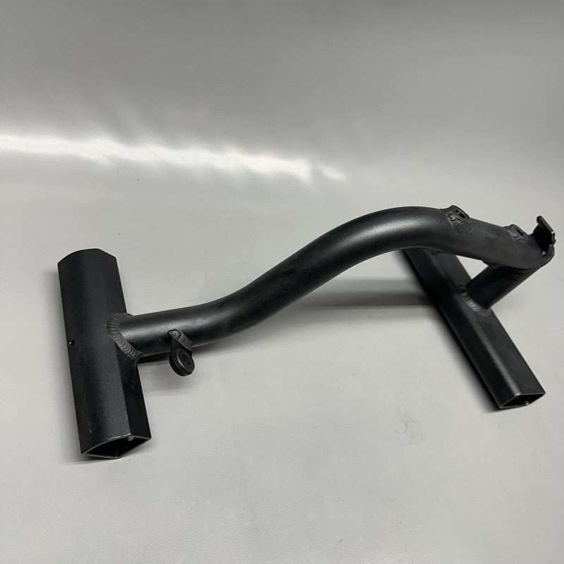 8454153 BMW C 650 EVOLUTION FRONT PANEL CARRIER CENTER 2015 2016 2017 2018 OEM 8454153