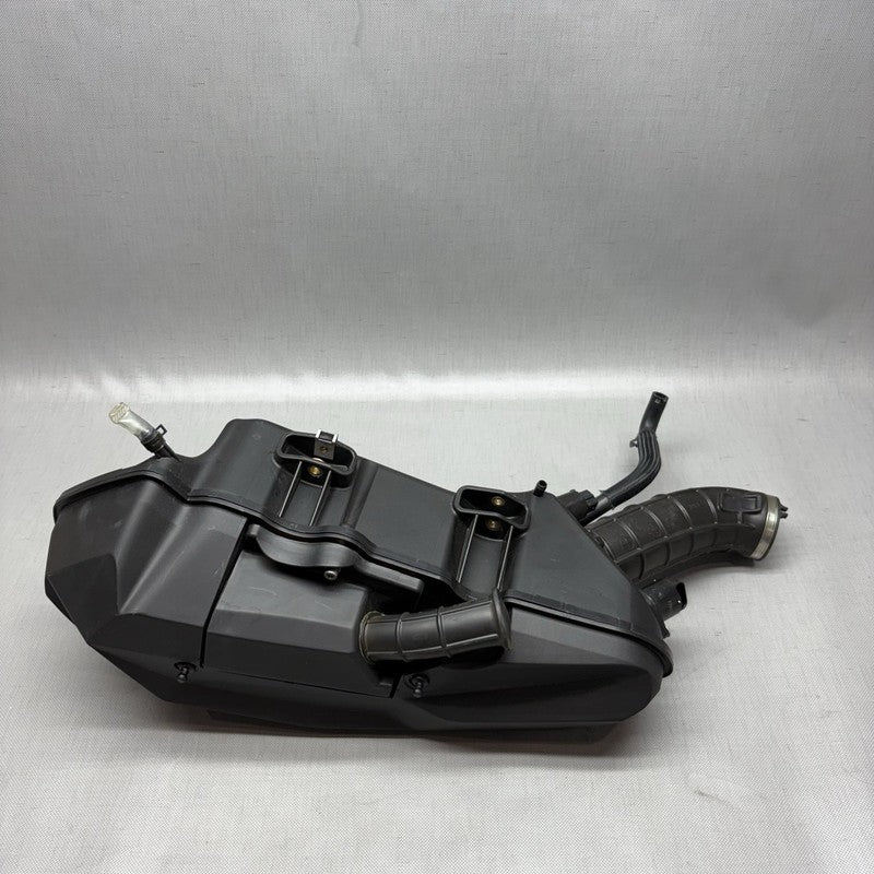 8552423 BMW C400X INTAKE MUFFLER 2018 2019 2020 OEM 8552423