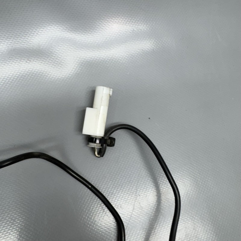 8531632 BMW F900R KEYLESS TANK LID 2020 2021 2022 2023 2024 OEM 8531632