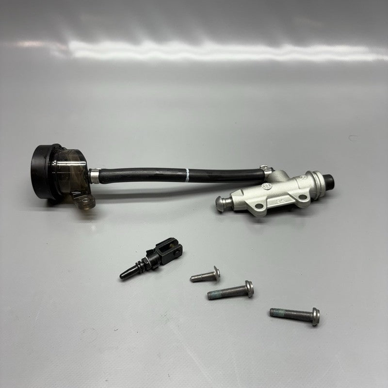 S1000R BMW S1000R REAR BRAKE MASTER CYLINDER 2020 2021 2022 2023 2024 2025 OEM