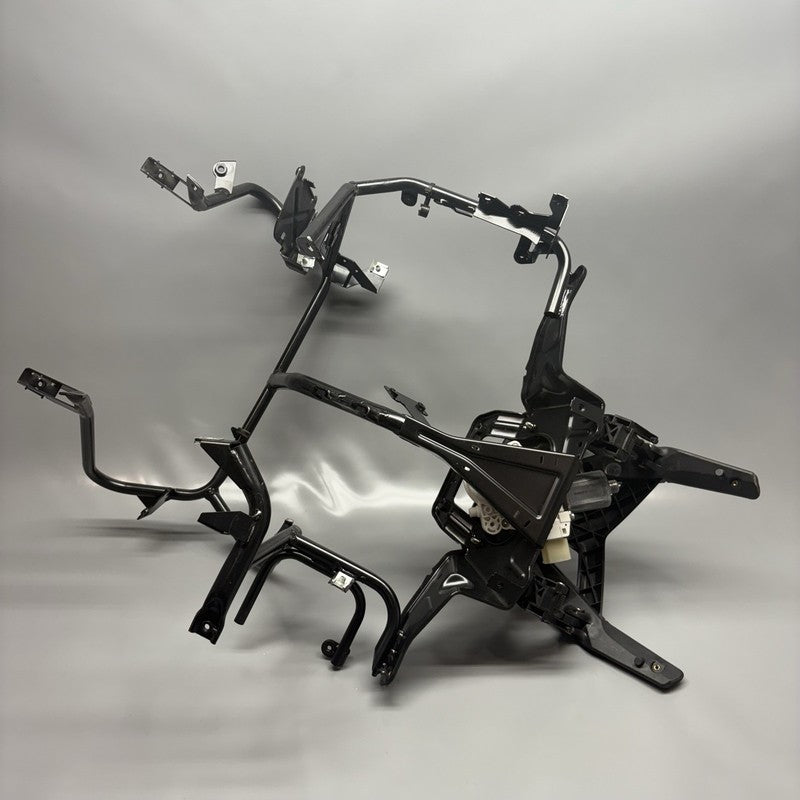 7725101 BMW C650 GT TRIM BRACKET FRONT 2011 2012 2013 2014 2015 OEM 7725101