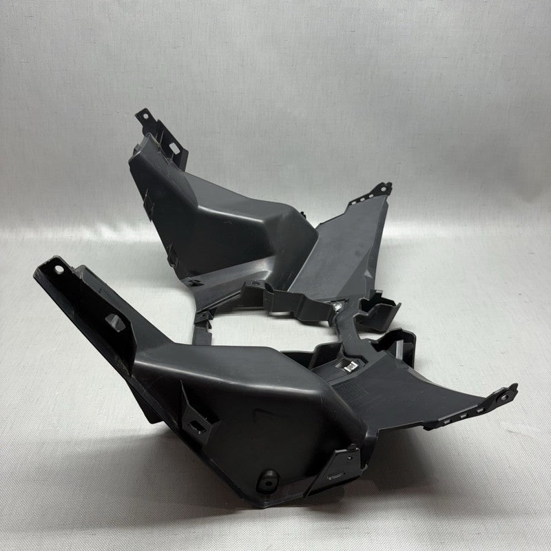 8566808 BMW C400X LEG SHIELD BOTTOM 2018 2019 2020 OEM 8566808