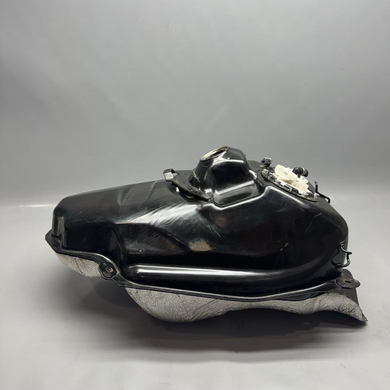 C650 SPORT BMW C 650 SPORT FUEL TANK WITH FUEL PUMP 2014 2015 2016 2017 2018 2019 2020 OEM