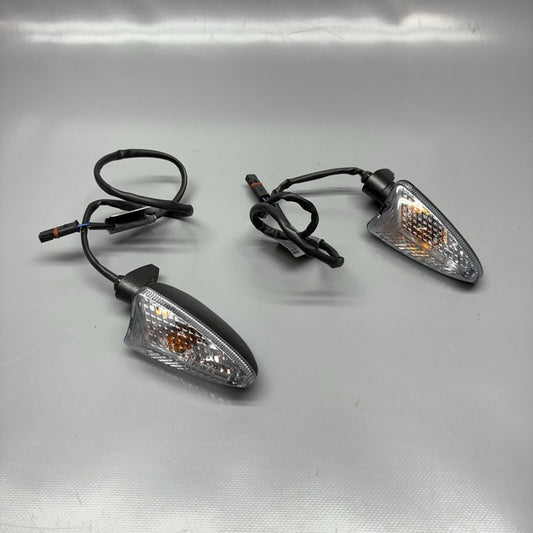 7724586 BMW S1000RR TURN SIGNAL INDICATOR LEFT RIGHT 2010 2011 2012 2013 2014 7724586