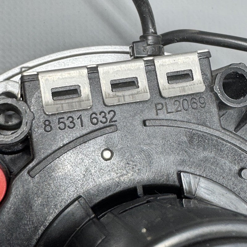 8531632 BMW F900R KEYLESS TANK LID 2020 2021 2022 2023 2024 OEM 8531632