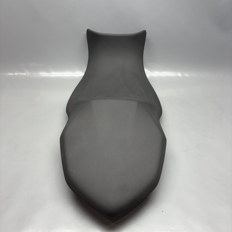 8403853 BMW F900R SEAT DRIVER 2020 2021 2022 2023 2024 OEM 8404285