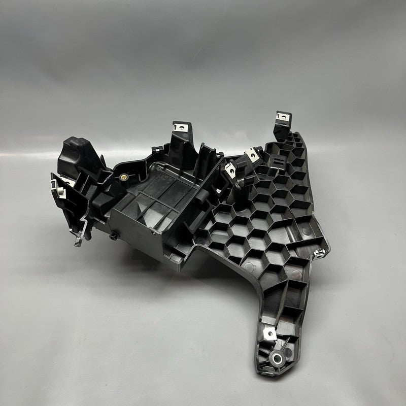 8545194 BMW C 650 EVOLUTION FRONT PANEL CARRIER RIGHT 2015 2016 2017 2018 OEM 8545194