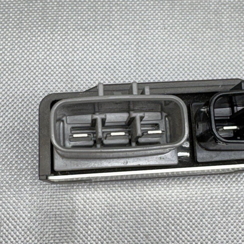 7718422 BMW C 650 SPORT VOLTAGE REGULATOR 2014 2015 2016 2017 2018 2019 2020 OEM 7718422