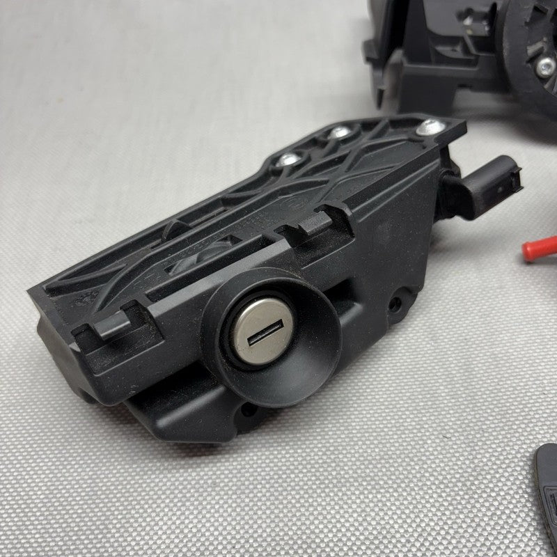 C400X BMW C400X FUEL TANK CAP 2018 2019 2020 OEM