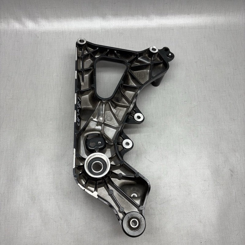 8558176 BMW C400X REAR WHEEL SWING ARM RIGHGT 2018 2019 2020 OEM 8558176