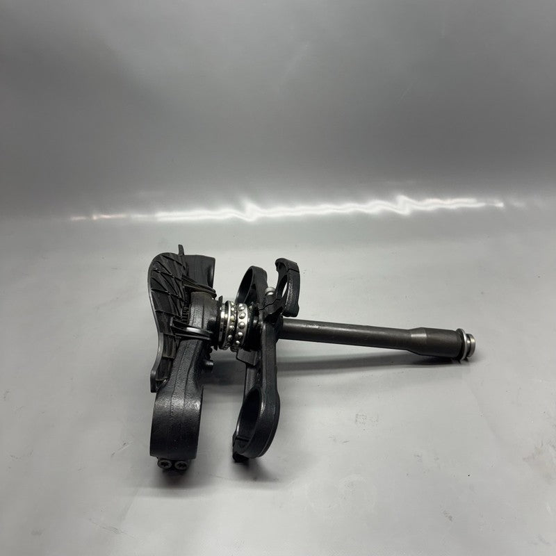 C 650 SPORT BMW C 650 SPORT FORK CROSS BRACE UPPER LOWER 2014-2016 2017 2018 2019 2020 OEM