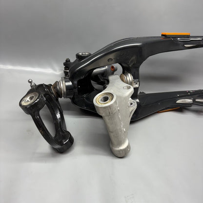 BMW K1600GTL SWINGARM WHEEL CARRIER FRONT 2015 2016 2017 2018 2019 202