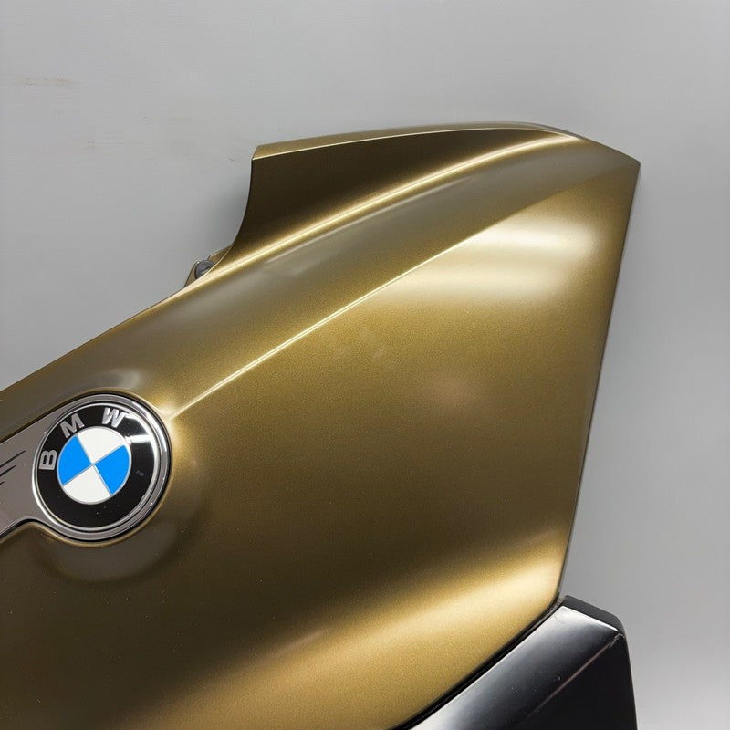 BMW K1600 BAGGER LATERAL TRIM PANEL RIGHT 2018 2019 2020 2021 OEM 8557