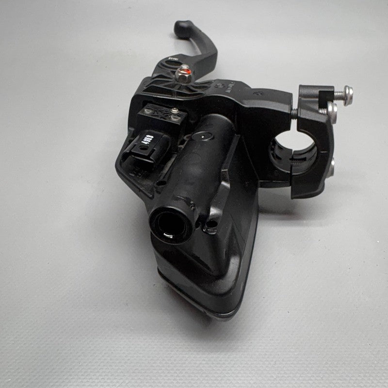 BMW K1600 BAGGER CLUTCH MASTER CYLINDER 2017-2020 2021 2022 2023 2024 