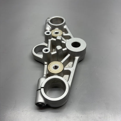 BMW R1150RS TRIPPLE CLAMP TREE UPPER 2002 2003 2004 2005 2006 OEM 2311