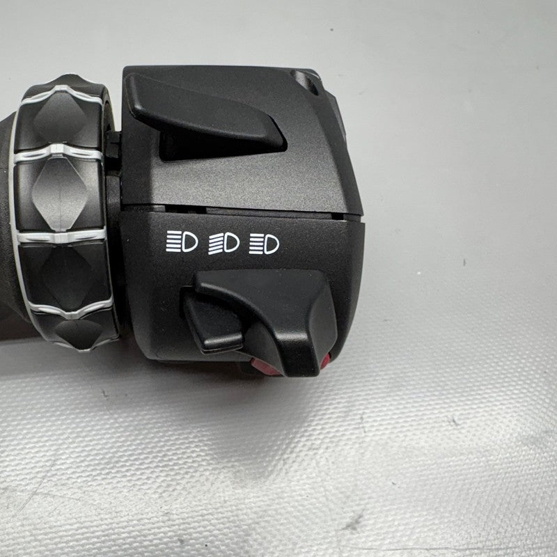 R18 B BMW R18 B HANDLE MULTIFUNCTION SWITCH 2020 2021 2022 2023 2024 OEM