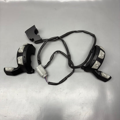 8525645 BMW R1250RT AUXILIARY SWITCH LEFT RIGHT 2013-2015 2016 2017 2018 2019 2020 OEM