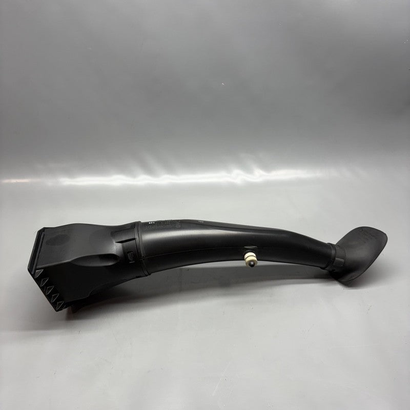 7718579 BMW K1300S LEFT SIDE AIR INTAKE DUCT TUBE 2007 08 09 10 11 12 13 14 2015 7718579