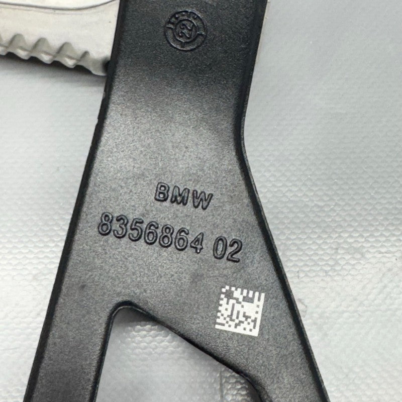 BMW S1000RR FOOTREST HOLDER RIGHT REAR 2021 2022 2023 2024 OEM 8356864