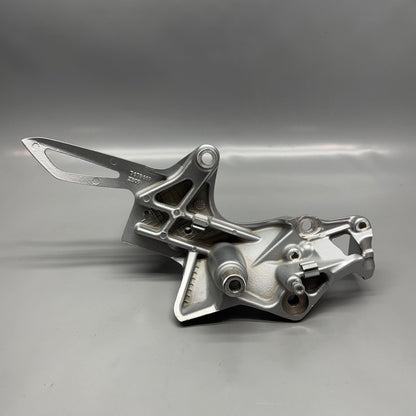 BMW F800ST FOOTREST LEFT FRONT 2006 2007 2008 2009 2010 2011 2012 OEM 
