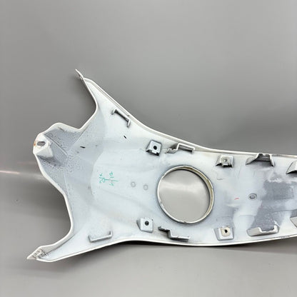 8560409 BMW G310GS CENTER FUEL TANK COVER 2016 2017 2018 2019 2020 OEM 8560409