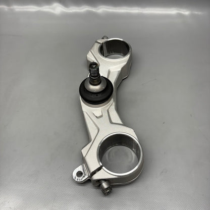 9443338 BMW R1250RT LOWER FORK CROSS BRACE 2013-2018 2019 2020 2021 2022 2023 2024 OEM