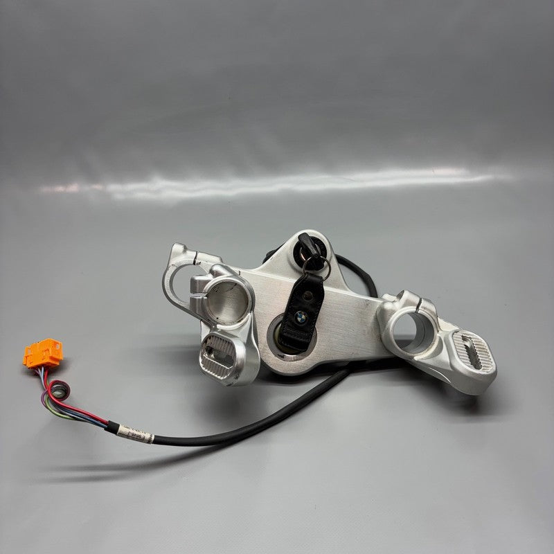BMW K1200RS K589 UPPER FORK CROSS BRACE 1996-2002 2003 2004 2005 OEM 2