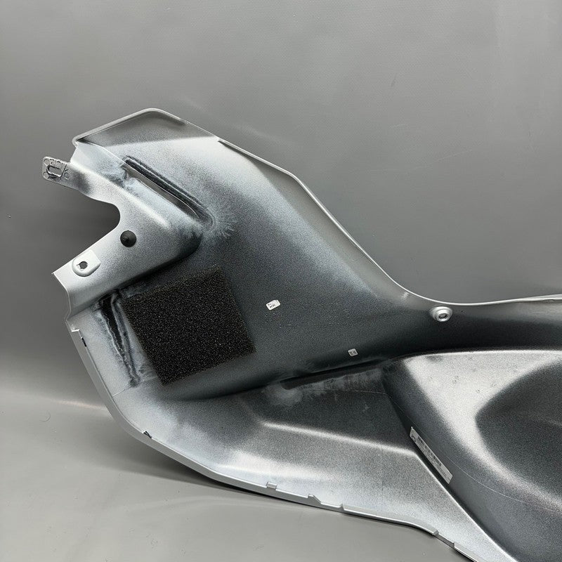 7677776 BMW K 1300S FUEL TANK FAIRING RIGHT 2007-2011 2012 2013 2014 2015 OEM 7677776  
