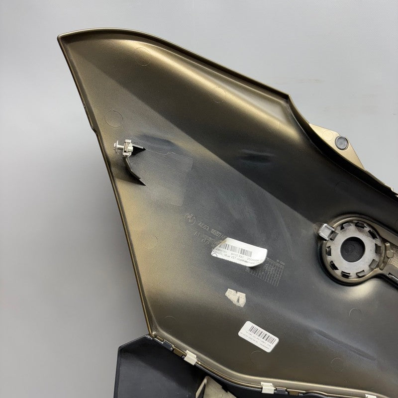 BMW K1600 BAGGER LATERAL TRIM PANEL RIGHT 2018 2019 2020 2021 OEM 8557