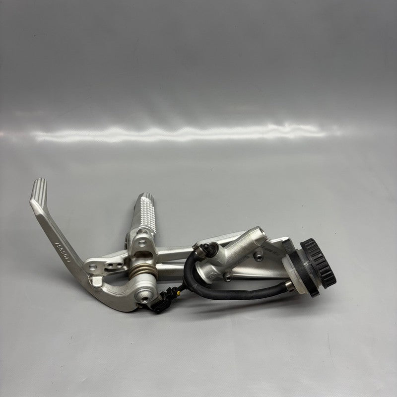 BMW K1300S REAR BRAKE MASTER CYLINDER 2007-2011 2012 2013 2014 2015 OE