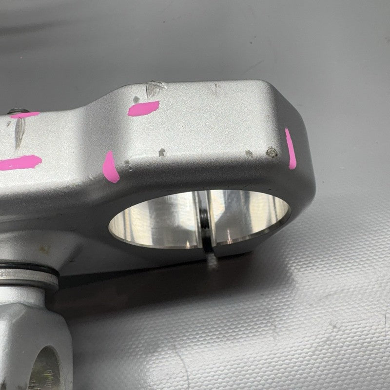 8554115 BMW G310R TRIPLE TREE CROSS BRACE 2017 2018 OEM 8554115