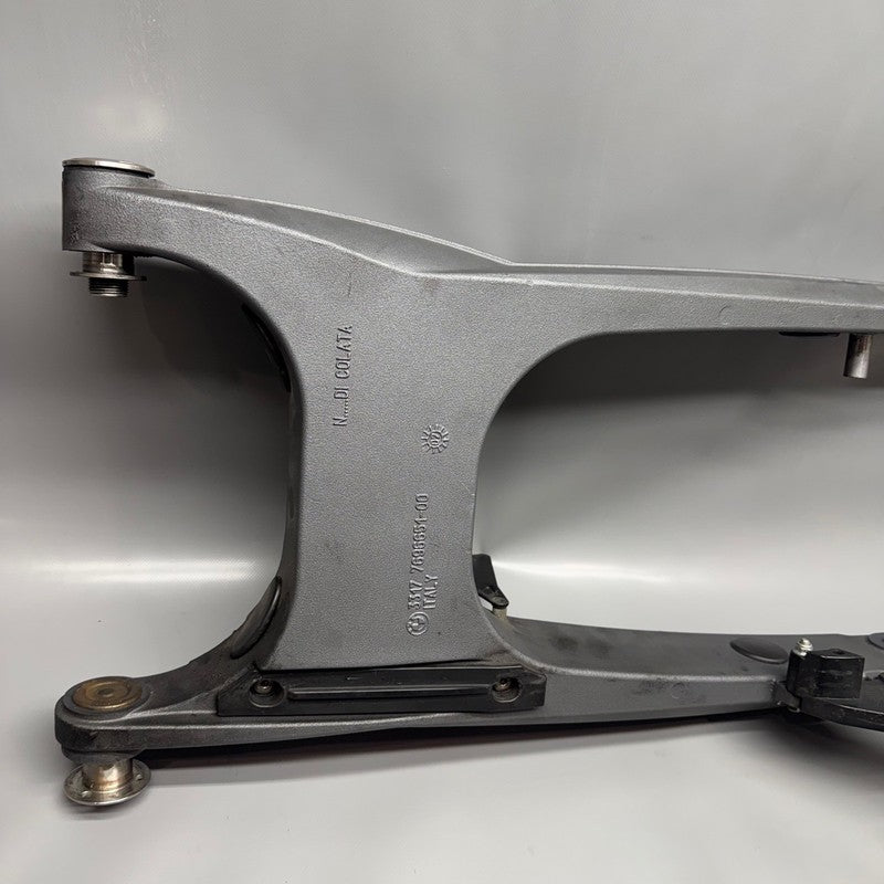 BMW G650X K15 REAR WHEEL SWINGING ARM 2006 2007 OEM 7696651